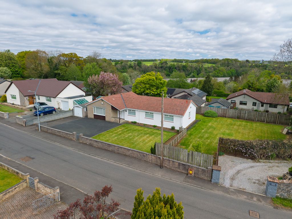 Property photo 1 of 36