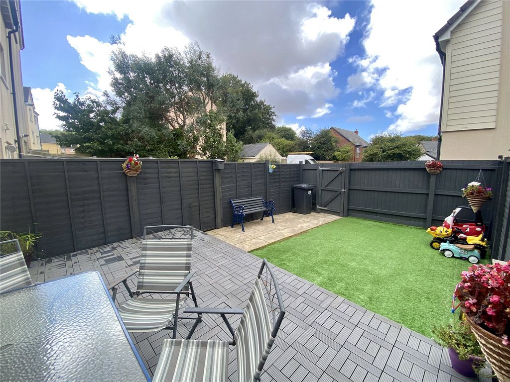 Property photo 3 of 20 Picture No. 16