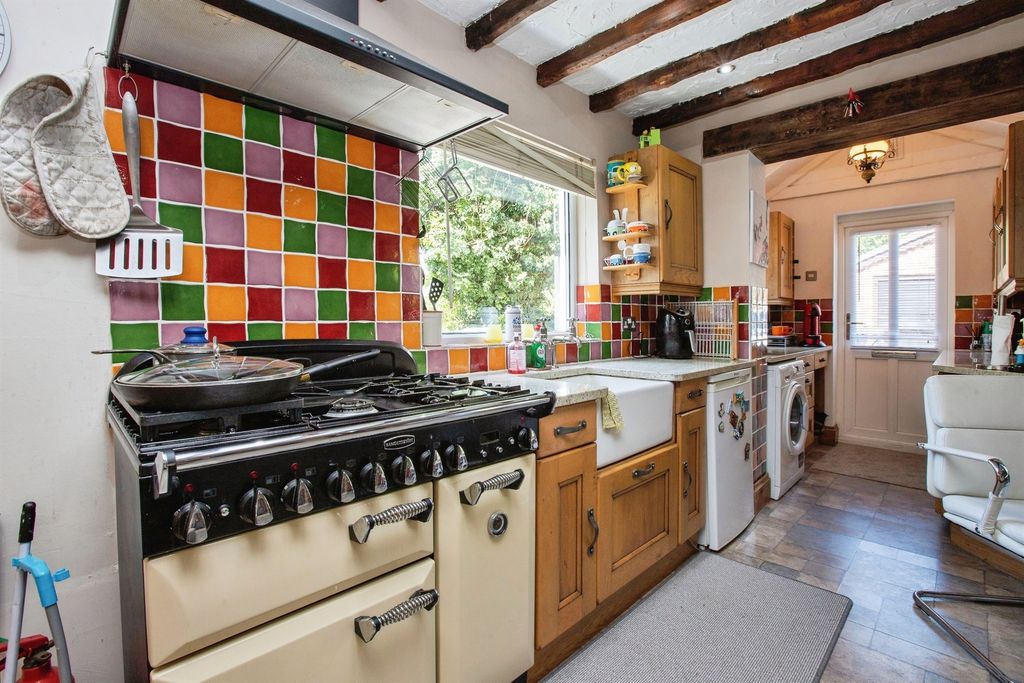 Property photo 3 of 16