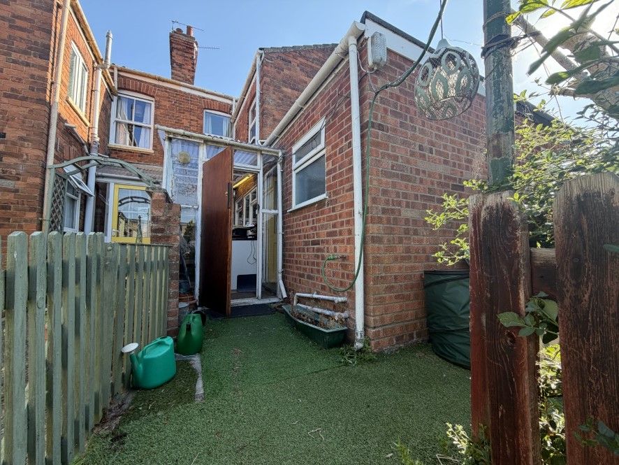 Property photo 2 of 6