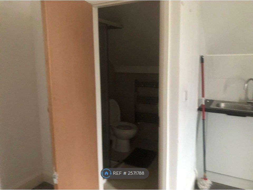 Property photo 3 of 3