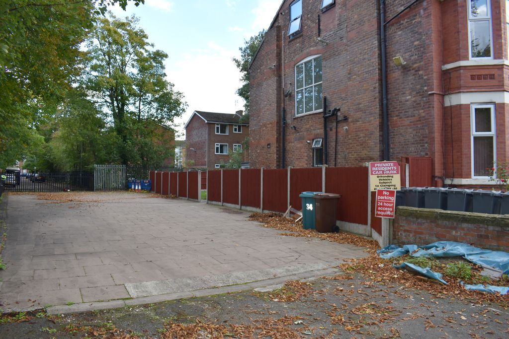 Property photo 2 of 3 3