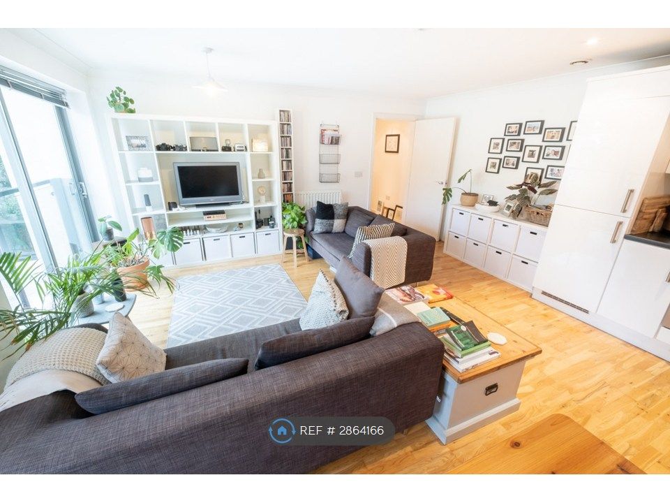 Property photo 3 of 16 Living Area