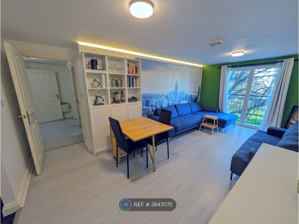 Property photo 3 of 17 Living Room 3