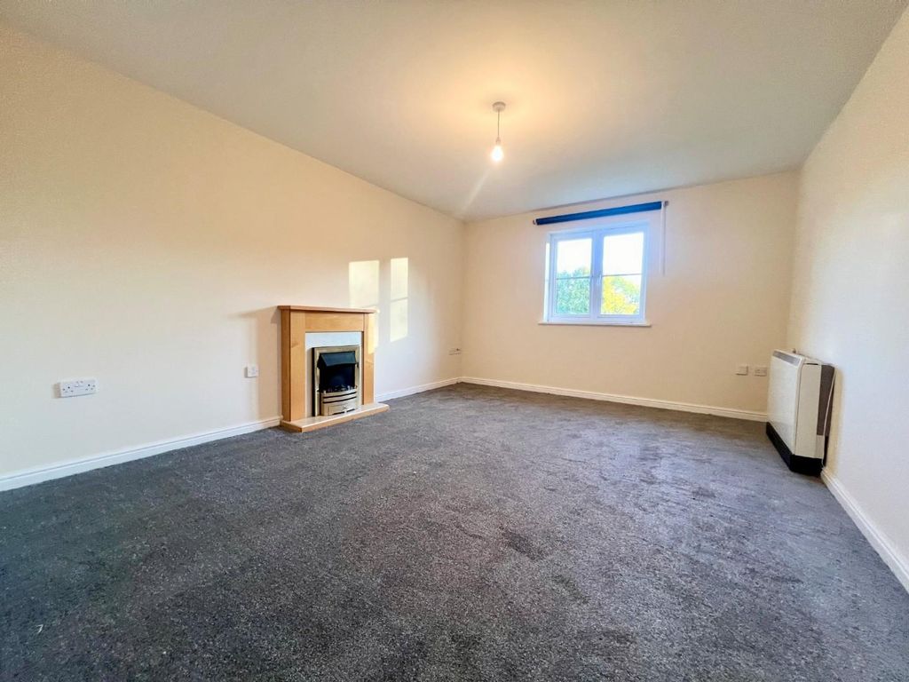 Property photo 3 of 8 7.Jpg