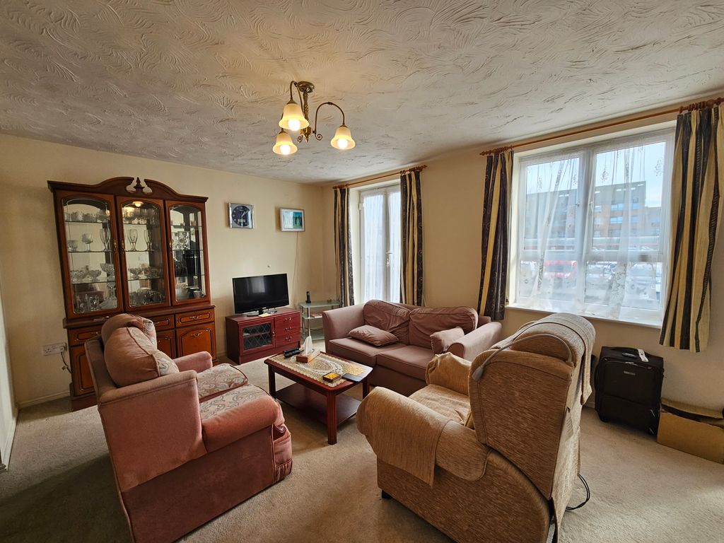 Property photo 2 of 10 Living Room