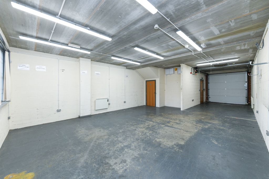 Property photo 3 of 8 Photo 2