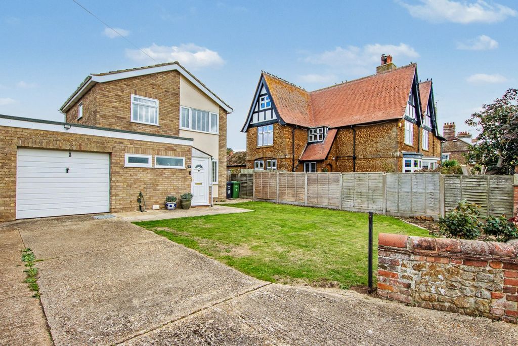 Property photo 1 of 22 4931870