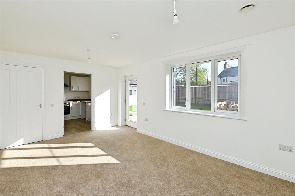 Property photo 3 of 10 Picture No. 11