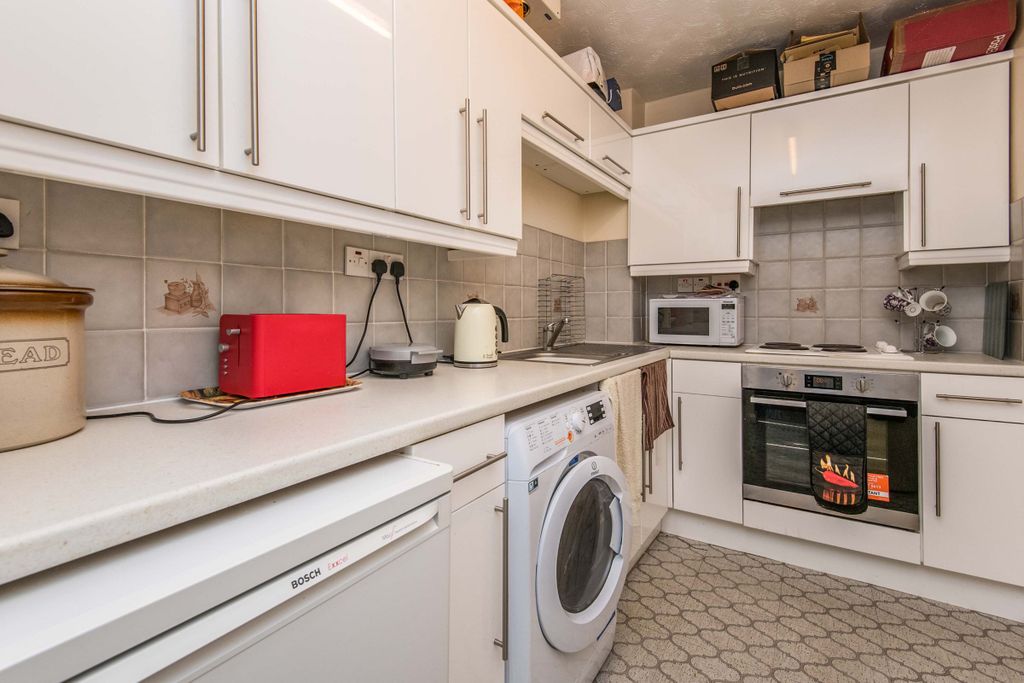 Property photo 3 of 3