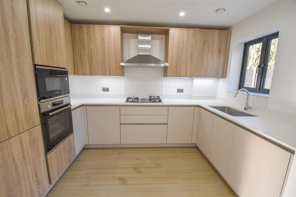 Property photo 2 of 17 Dsc_0687-2.Jpg