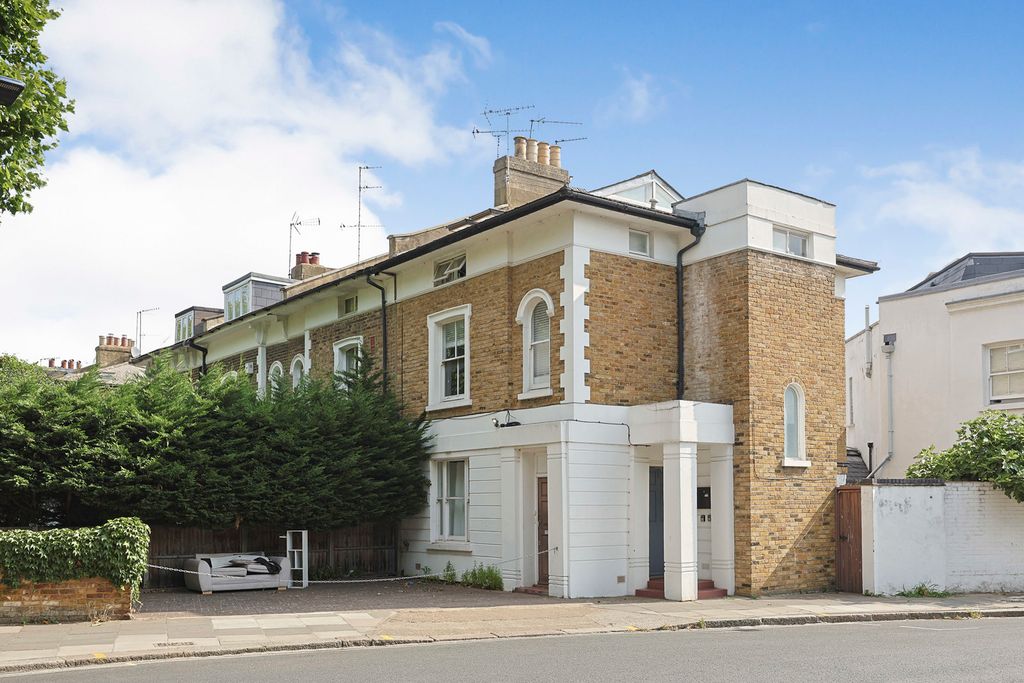 Property photo 1 of 8 Pbox-Img.Jpg
