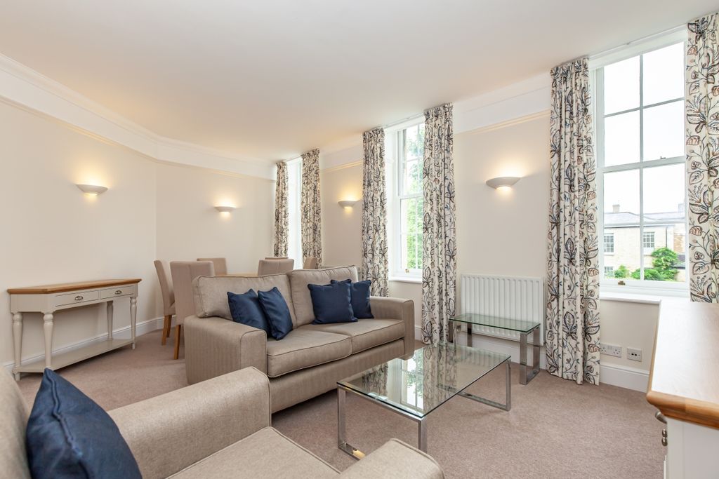 Property photo 1 of 7 166093