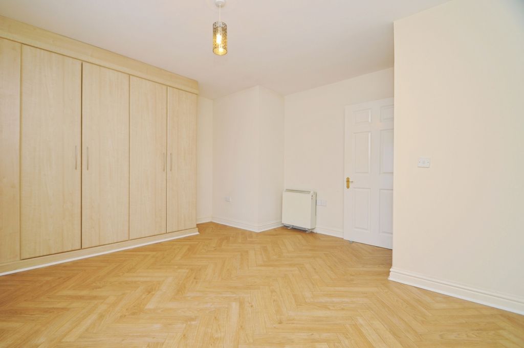 Property photo 2 of 17 Photo