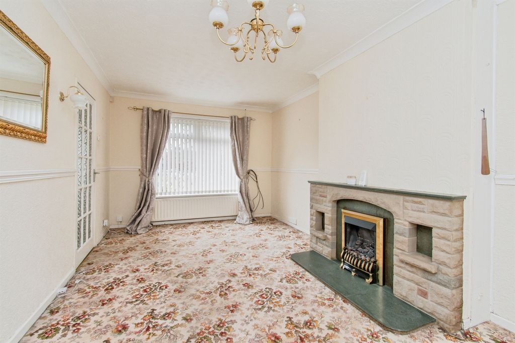 Property photo 3 of 16
