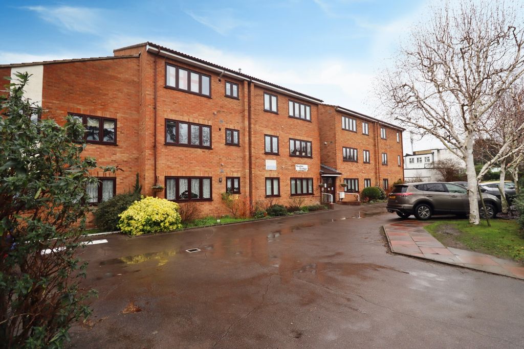 Property photo 1 of 12 Front