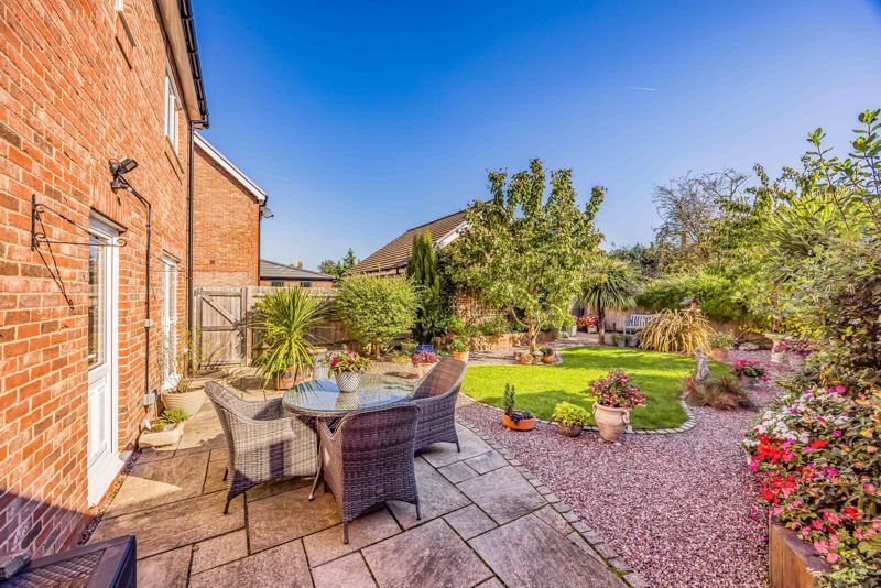 Property photo 2 of 34 Photo 30