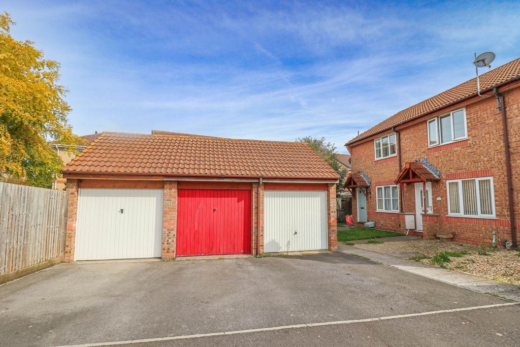 Property photo 2 of 13