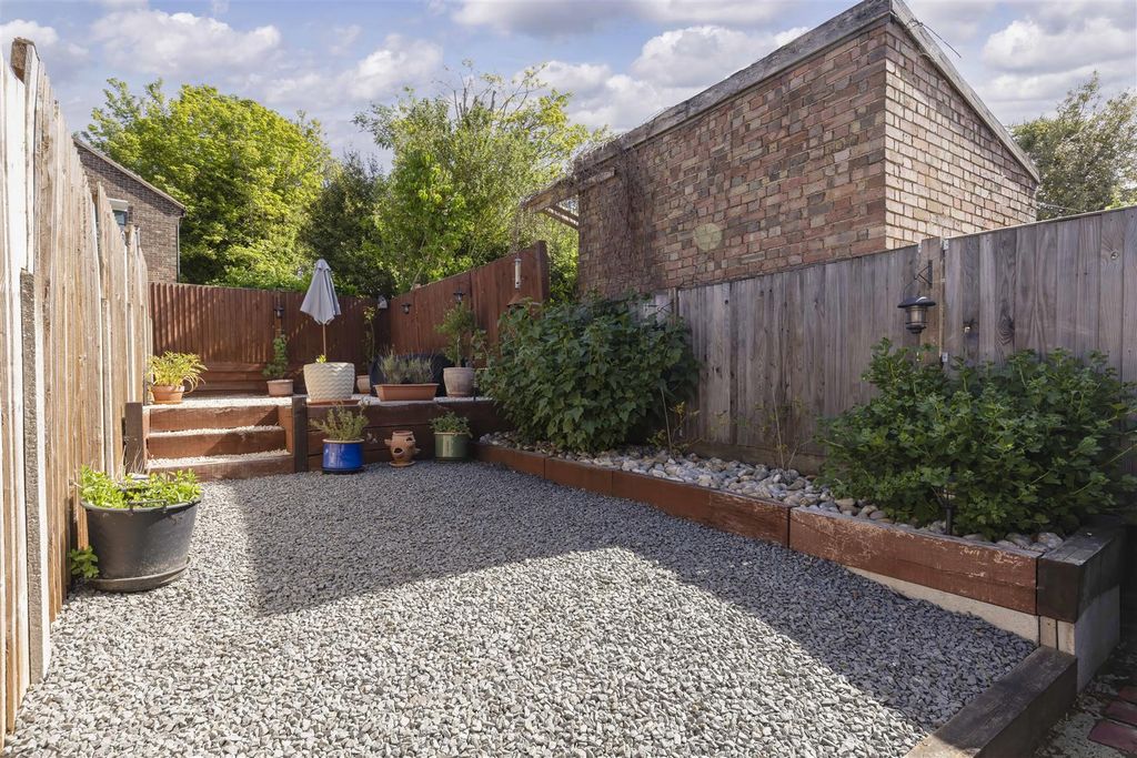 Property photo 2 of 20 Ba-14.Jpg