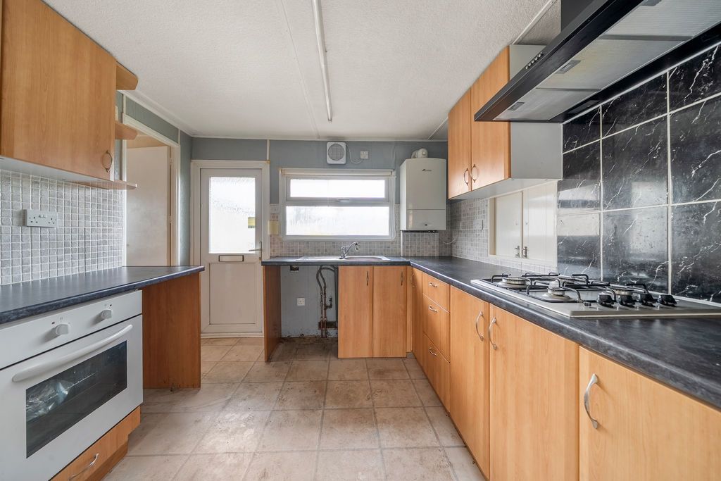 Property photo 3 of 11 Photo 18