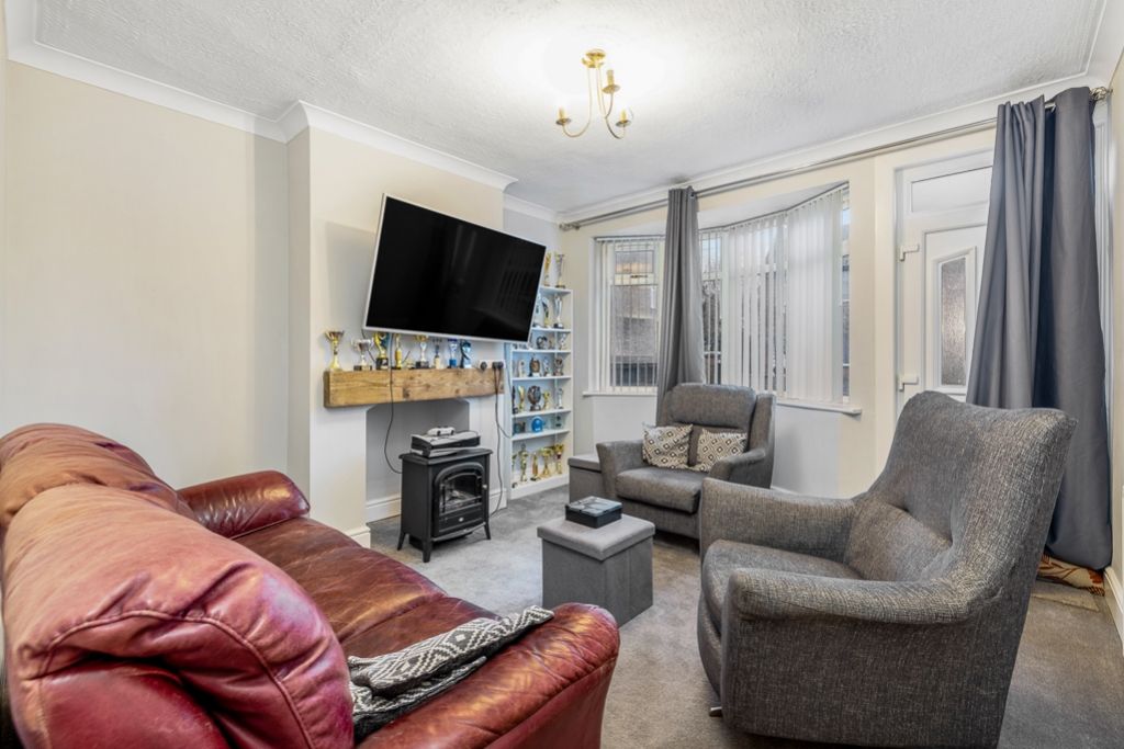 Property photo 2 of 20 2 Ernest Villas (Boston)-12