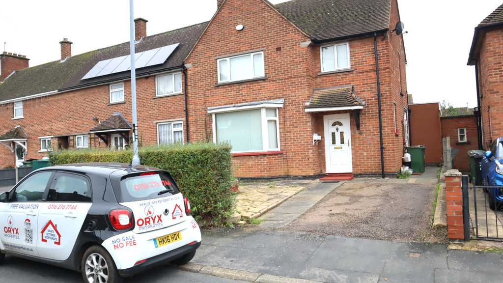 Property photo 2 of 40