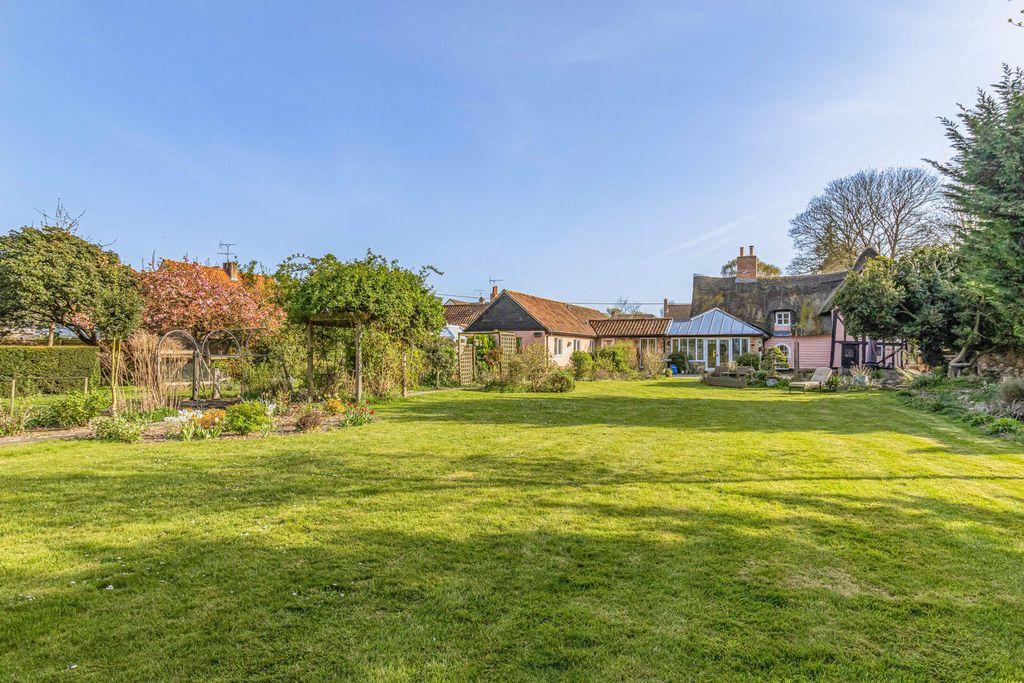 Property photo 2 of 45 11_78137-1.Jpg