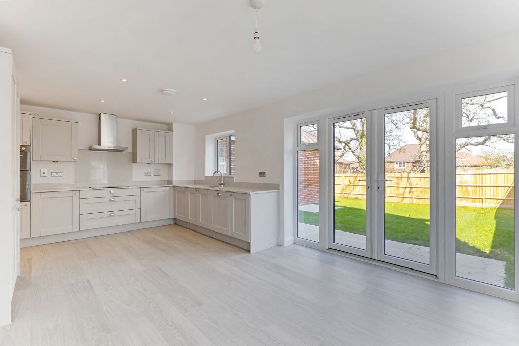Property photo 3 of 10 Open Plan Kitchen/  Dining