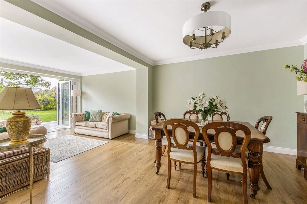 Property photo 3 of 16 Dining/Sitting Room