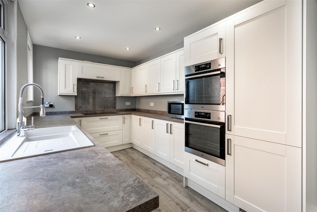 Property photo 2 of 15 _A7R0758-Hdr.Jpg
