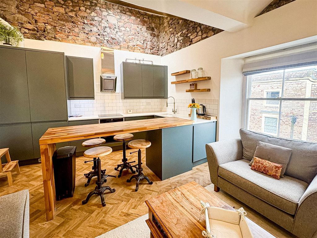 Property photo 3 of 10 Img_3739.Jpg