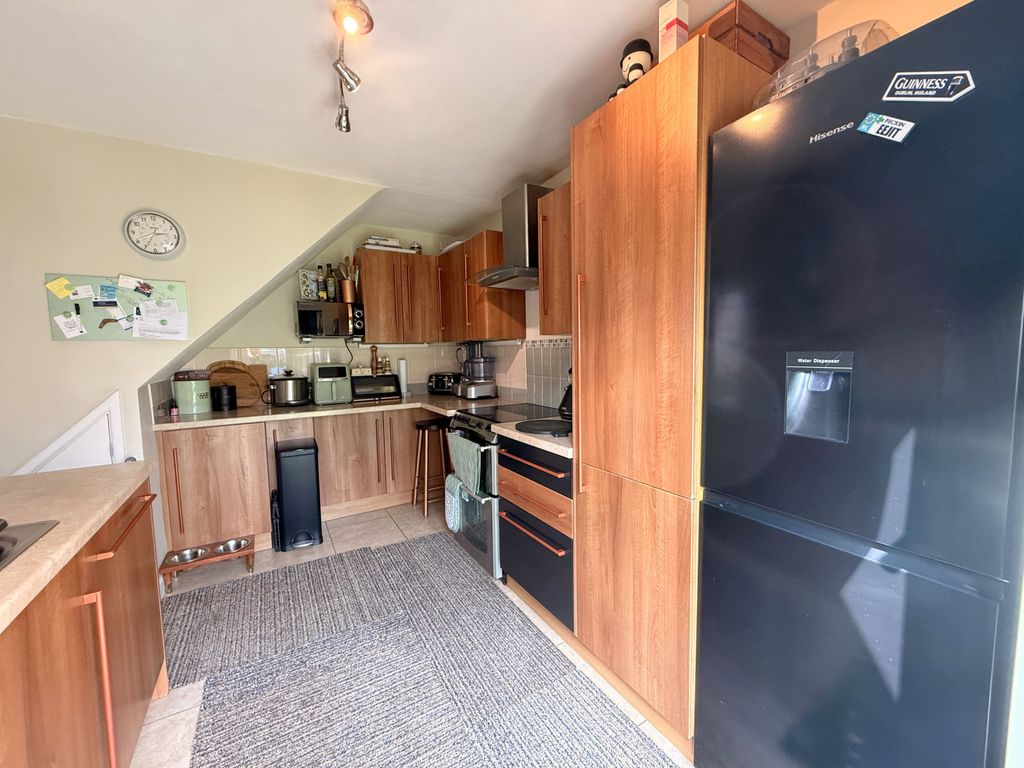 Property photo 3 of 12 Gallery