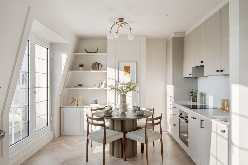 Property photo 1 of 40