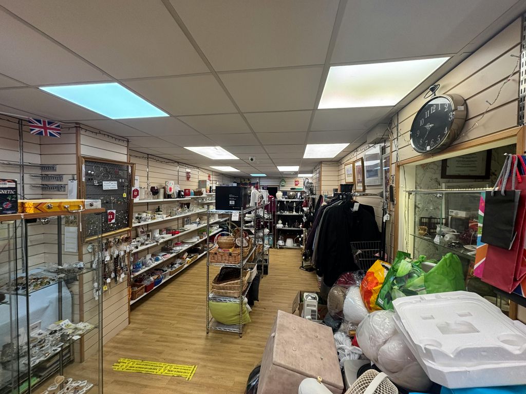 Property photo 2 of 12 Img_7322.Jpg