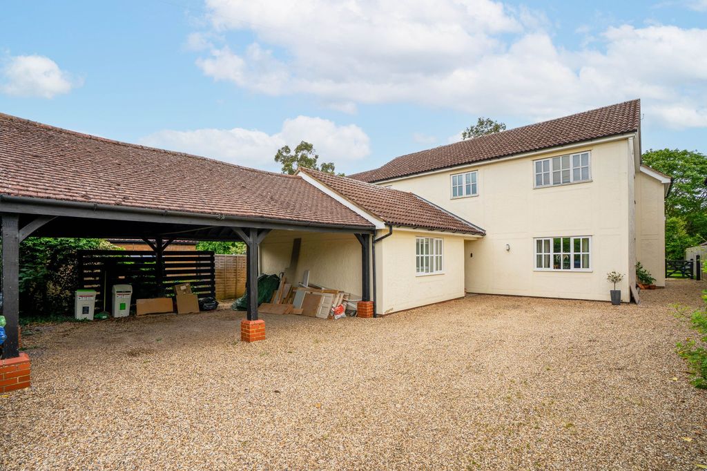Property photo 1 of 23