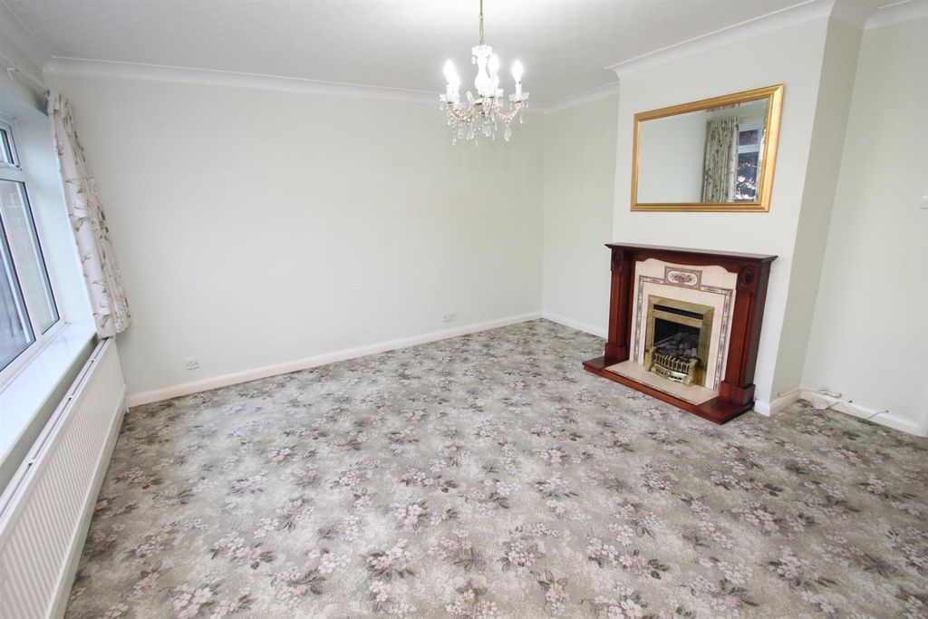 Property photo 2 of 12 Img_0009.Jpg