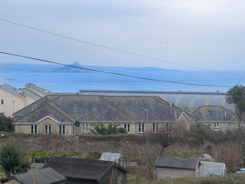 Property photo 2 of 15 Picture No. 04