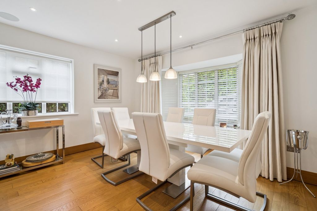 Property photo 2 of 25 Picture No. 01