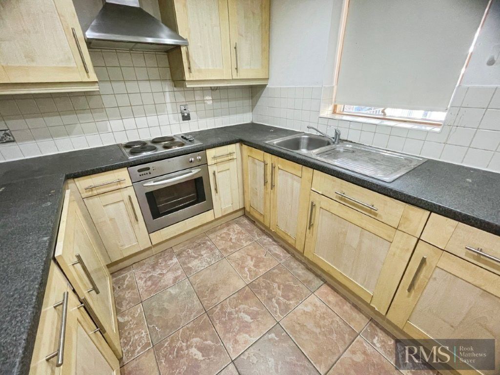 Property photo 3 of 9 Photo 10