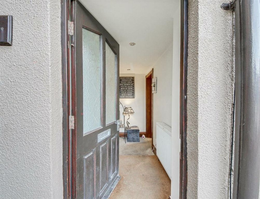 Property photo 2 of 43 4262823