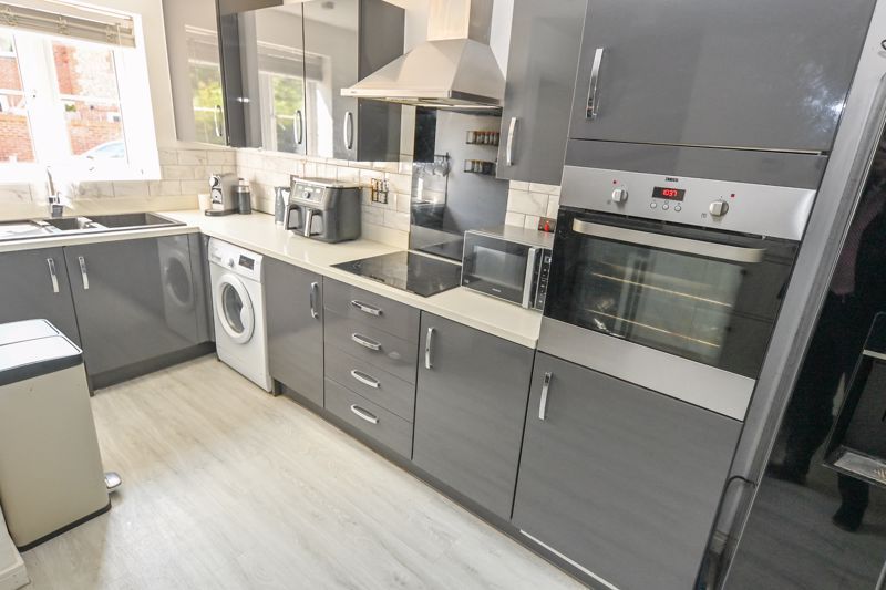 Property photo 2 of 12 Photo 10