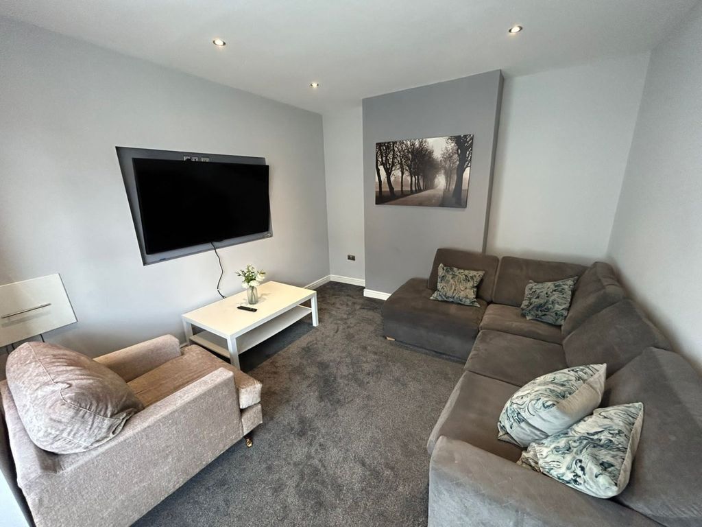 Property photo 3 of 17 Picture No. 03