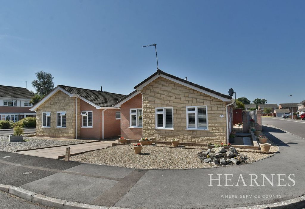 Property photo 1 of 14