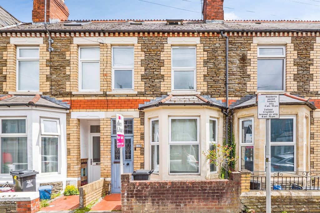 Property photo 1 of 17