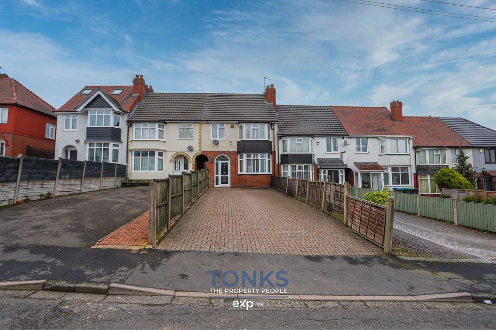 Property photo 1 of 30