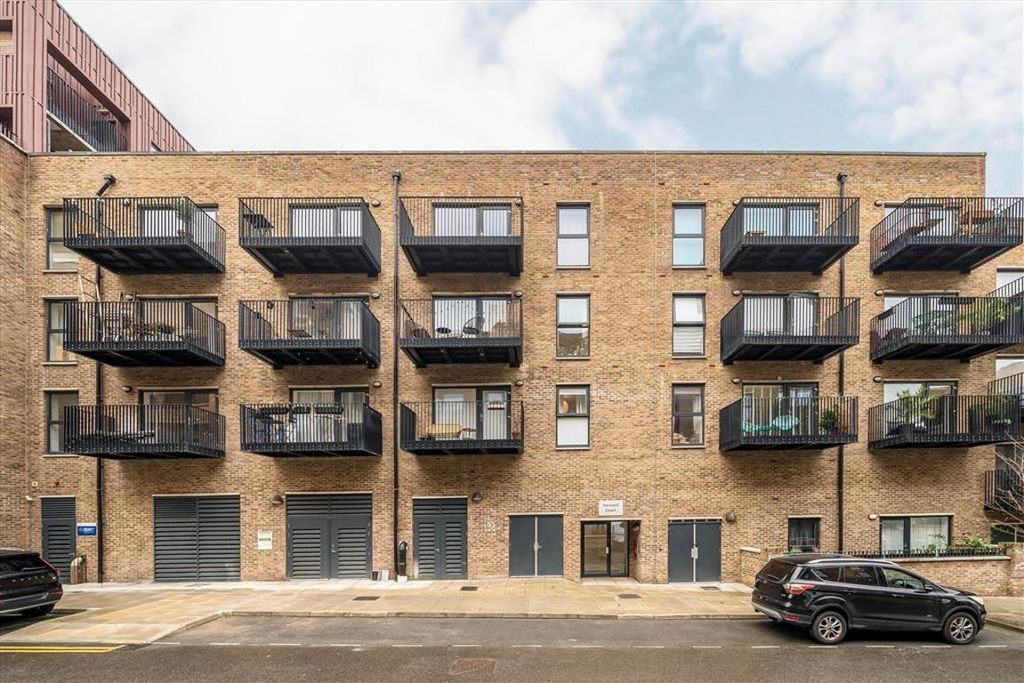 Property photo 1 of 6