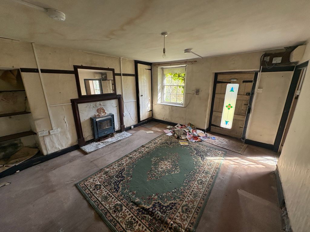 Property photo 3 of 24