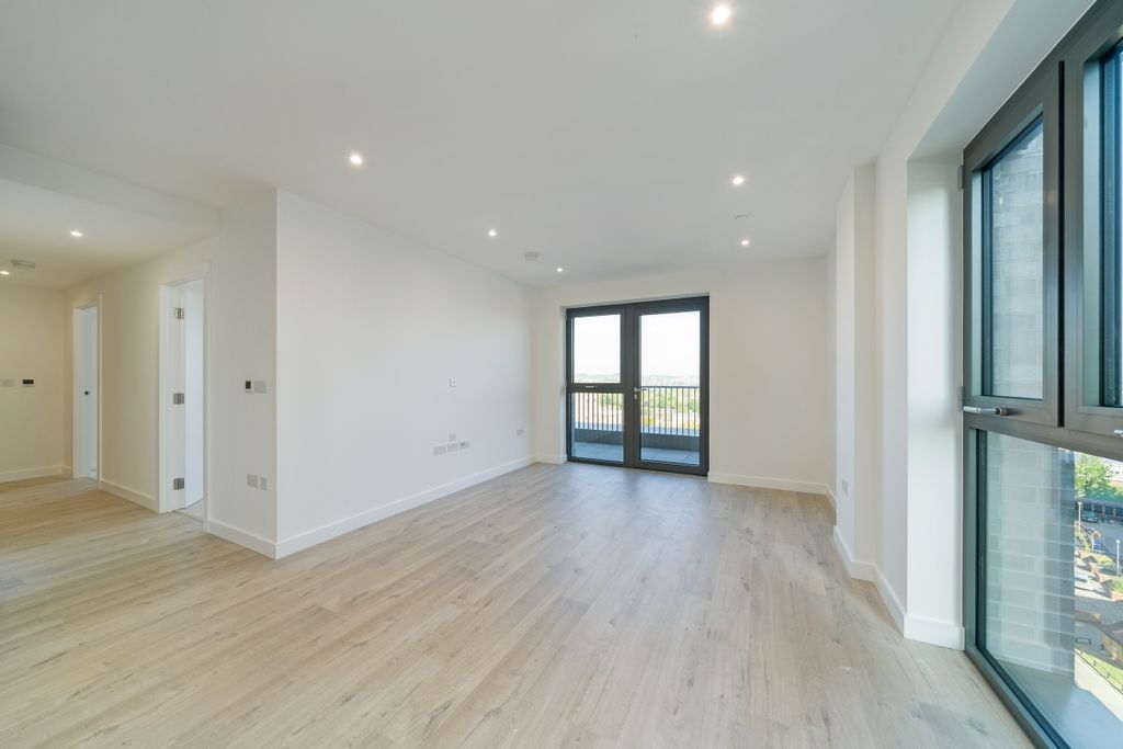 Property photo 1 of 21 Darter Apartments