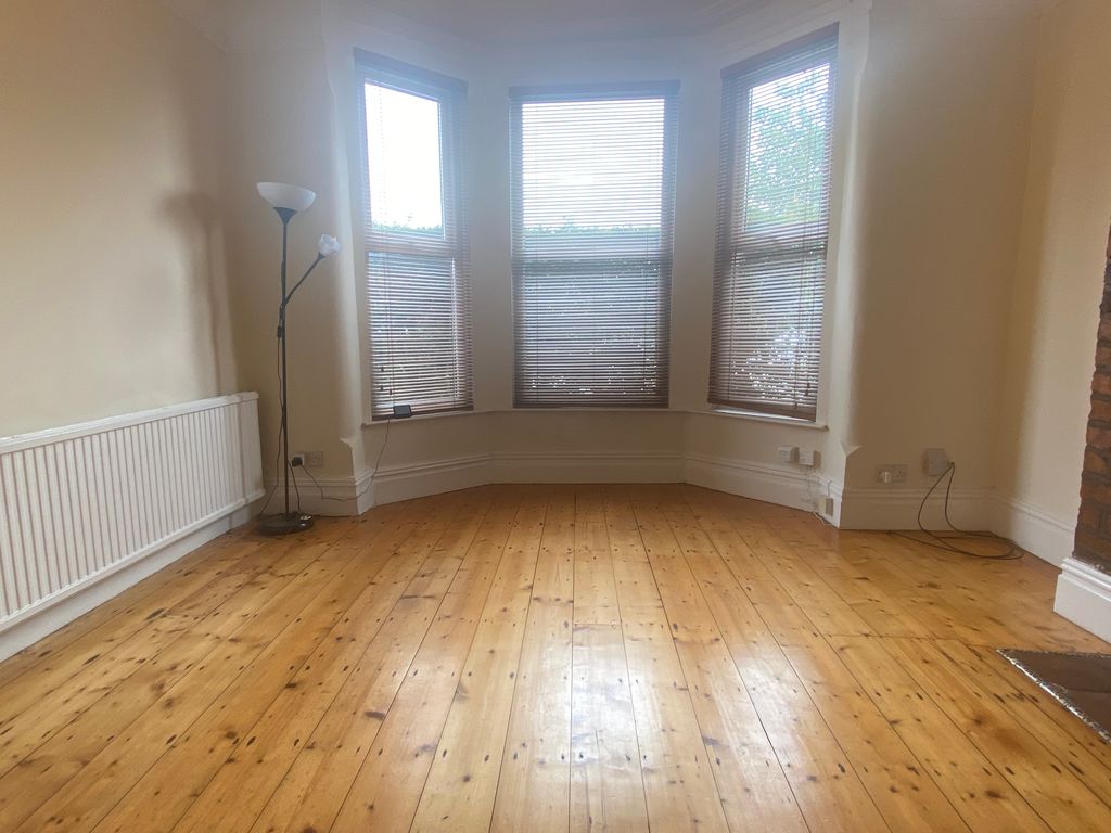 Property photo 3 of 18 Image