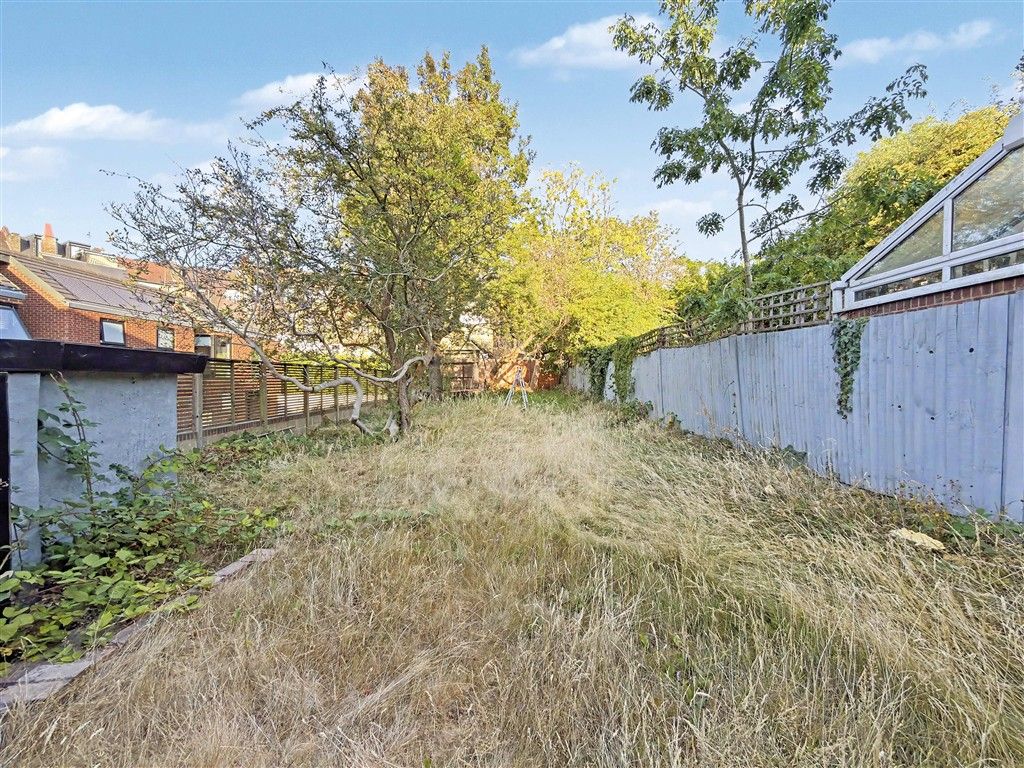 Property photo 3 of 14